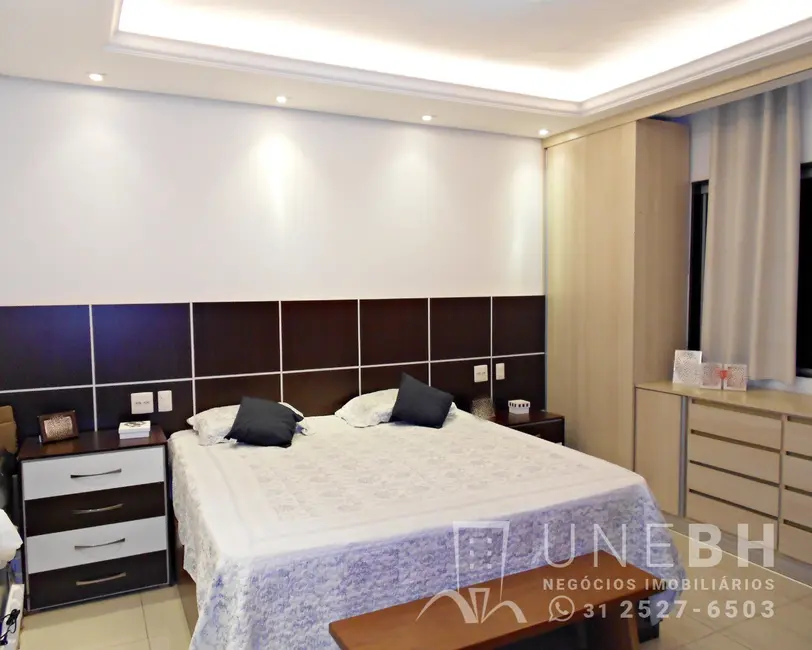 Casa com 4 quartos à venda, 189m2 em Heliópolis, Belo Horizonte - MG - imagem 8 Foto 8 de Casa com 4 quartos à venda, 189m2 em Heliópolis, Belo Horizonte - MG