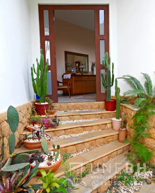 Foto 4 de Casa com 4 quartos à venda, 300m2 em Trevo, Belo Horizonte - MG