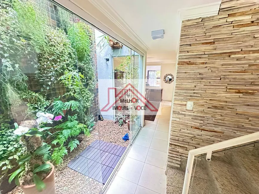 Foto 3 de Casa com 3 quartos à venda, 150m2 em Jardim Cidália, São Paulo - SP