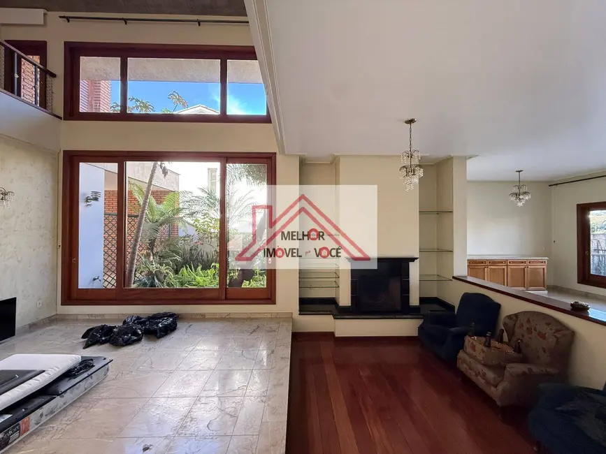 Foto 1 de Casa com 4 quartos à venda, 740m2 em Barueri - SP