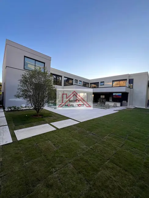 Casa com 5 quartos à venda, 1200m2 em Barueri - SP - imagem 5 Foto 5 de Casa com 5 quartos à venda, 1200m2 em Barueri - SP