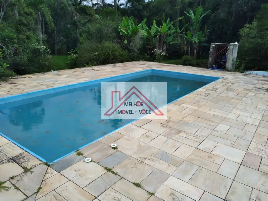 Chácara com 3 quartos à venda, 500m2 em Ibiuna - SP - imagem 1 Foto 1 de Chácara com 3 quartos à venda, 500m2 em Ibiuna - SP