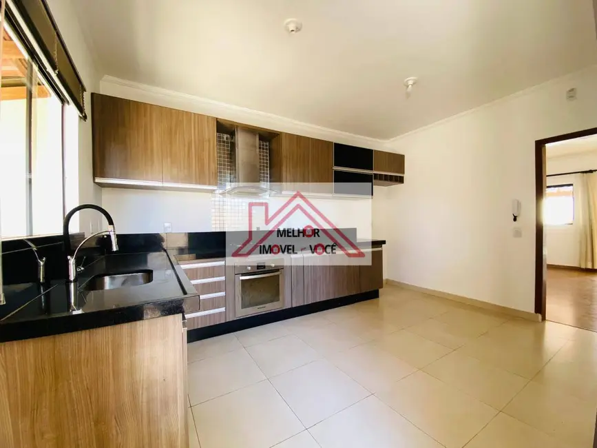 Foto 1 de Casa com 2 quartos à venda, 160m2 em Centro, Pocos De Caldas - MG