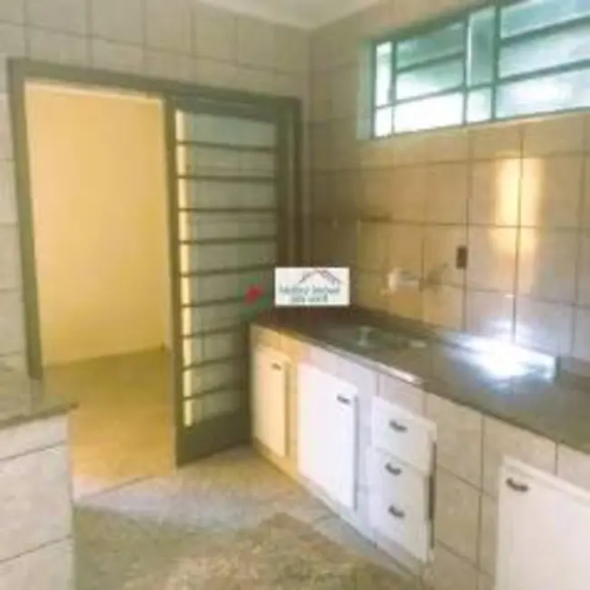 Foto 4 de Casa com 3 quartos à venda, 120m2 em Jardim Country Club, Pocos De Caldas - MG