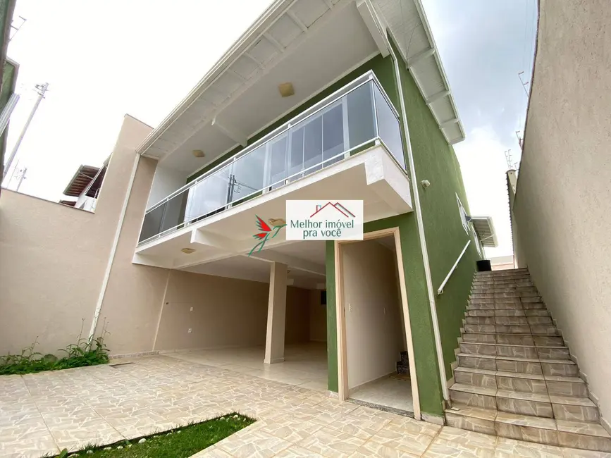 Foto 1 de Casa com 3 quartos à venda, 215m2 em Centro, Pocos De Caldas - MG