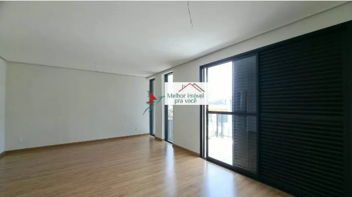 Foto 9 de Casa com 3 quartos à venda, 180m2 em Jardim Vitória V, Pocos De Caldas - MG