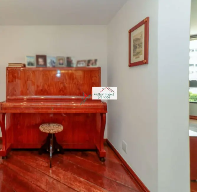 Foto 4 de Apartamento com 3 quartos à venda, 200m2 em Indianópolis, São Paulo - SP