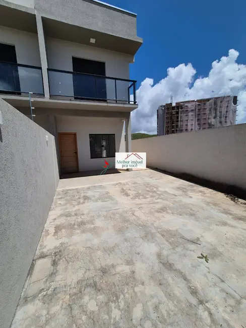 Casa com 2 quartos à venda, 110m2 em Jardim Country Club, Pocos De Caldas - MG - imagem 2 Foto 2 de Casa com 2 quartos à venda, 110m2 em Jardim Country Club, Pocos De Caldas - MG