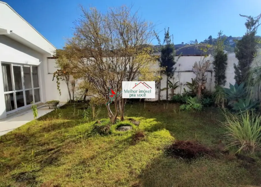 Casa com 3 quartos à venda, 100m2 em Vila Ana Pereira, Pocos De Caldas - MG - imagem 4 Foto 4 de Casa com 3 quartos à venda, 100m2 em Vila Ana Pereira, Pocos De Caldas - MG