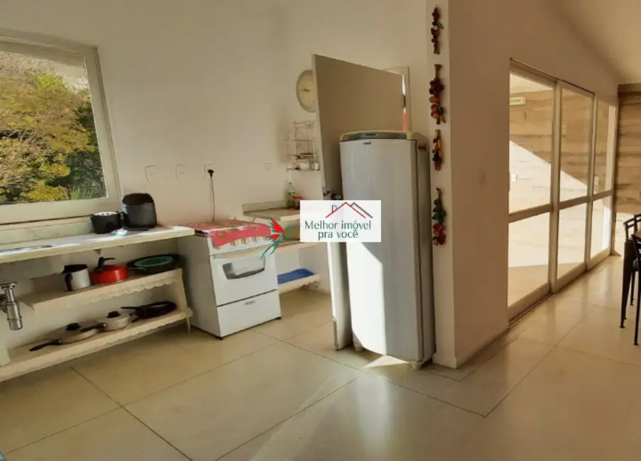 Casa com 3 quartos à venda, 100m2 em Vila Ana Pereira, Pocos De Caldas - MG - imagem 6 Foto 6 de Casa com 3 quartos à venda, 100m2 em Vila Ana Pereira, Pocos De Caldas - MG