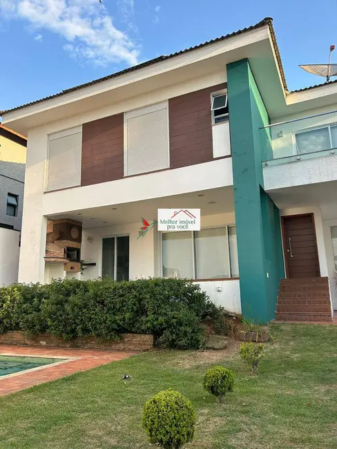 Foto 2 de Casa com 3 quartos à venda e para alugar, 275m2 em Golf Park, Carapicuiba - SP