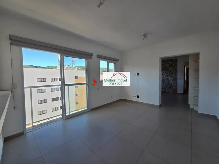 Apartamento com 2 quartos à venda, 100m2 em Centro, Pocos De Caldas - MG - imagem 4 Foto 4 de Apartamento com 2 quartos à venda, 100m2 em Centro, Pocos De Caldas - MG