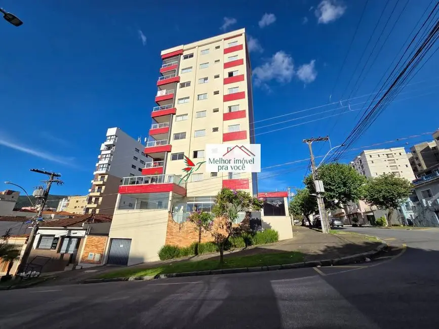 Apartamento com 2 quartos à venda, 100m2 em Centro, Pocos De Caldas - MG - imagem 2 Foto 2 de Apartamento com 2 quartos à venda, 100m2 em Centro, Pocos De Caldas - MG