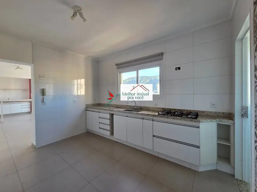 Apartamento com 2 quartos à venda, 100m2 em Centro, Pocos De Caldas - MG - imagem 8 Foto 8 de Apartamento com 2 quartos à venda, 100m2 em Centro, Pocos De Caldas - MG