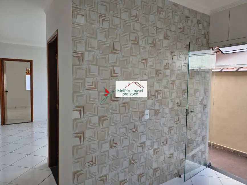 Foto 2 de Casa com 2 quartos à venda, 125m2 em Santa Teresa, Pocos De Caldas - MG
