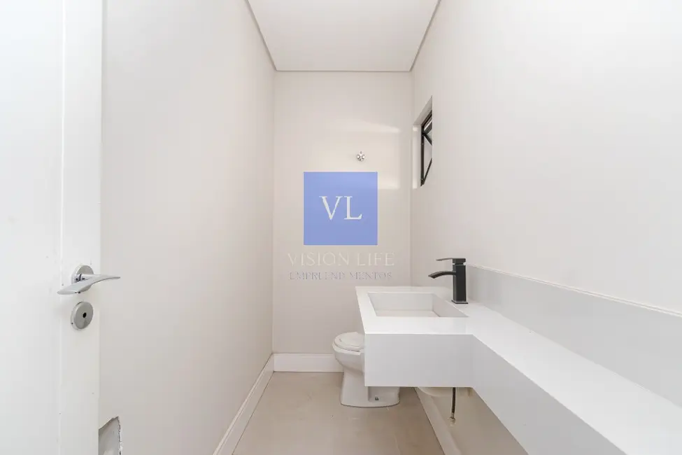 Casa com 3 quartos à venda, 160m2 em Jardim Social, Curitiba - PR - imagem 6 Foto 6 de Casa com 3 quartos à venda, 160m2 em Jardim Social, Curitiba - PR