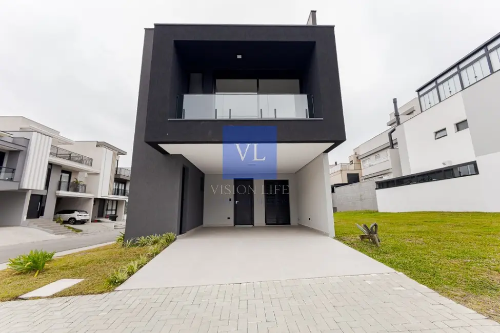 Foto 3 de Casa de Condomínio com 3 quartos à venda, 193m2 em Santa Cândida, Curitiba - PR