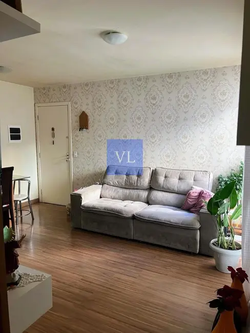 Apartamento com 2 quartos à venda, 47m2 em Santa Cândida, Curitiba - PR - imagem 2 Foto 2 de Apartamento com 2 quartos à venda, 47m2 em Santa Cândida, Curitiba - PR