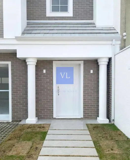 Casa com 3 quartos à venda, 164m2 em Centro, Pinhais - PR - imagem 4 Foto 4 de Casa com 3 quartos à venda, 164m2 em Centro, Pinhais - PR