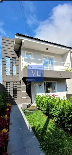 Casa com 3 quartos à venda, 141m2 em Santa Cândida, Curitiba - PR - imagem 2 Foto 2 de Casa com 3 quartos à venda, 141m2 em Santa Cândida, Curitiba - PR