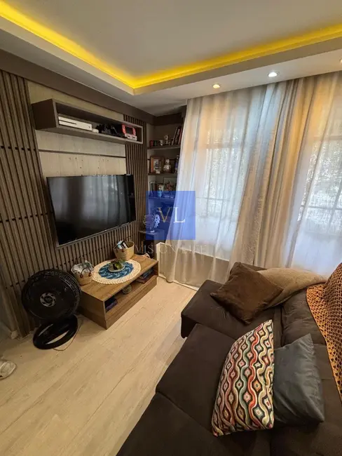 Apartamento com 3 quartos à venda, 48m2 em Sítio Cercado, Curitiba - PR - imagem 2 Foto 2 de Apartamento com 3 quartos à venda, 48m2 em Sítio Cercado, Curitiba - PR