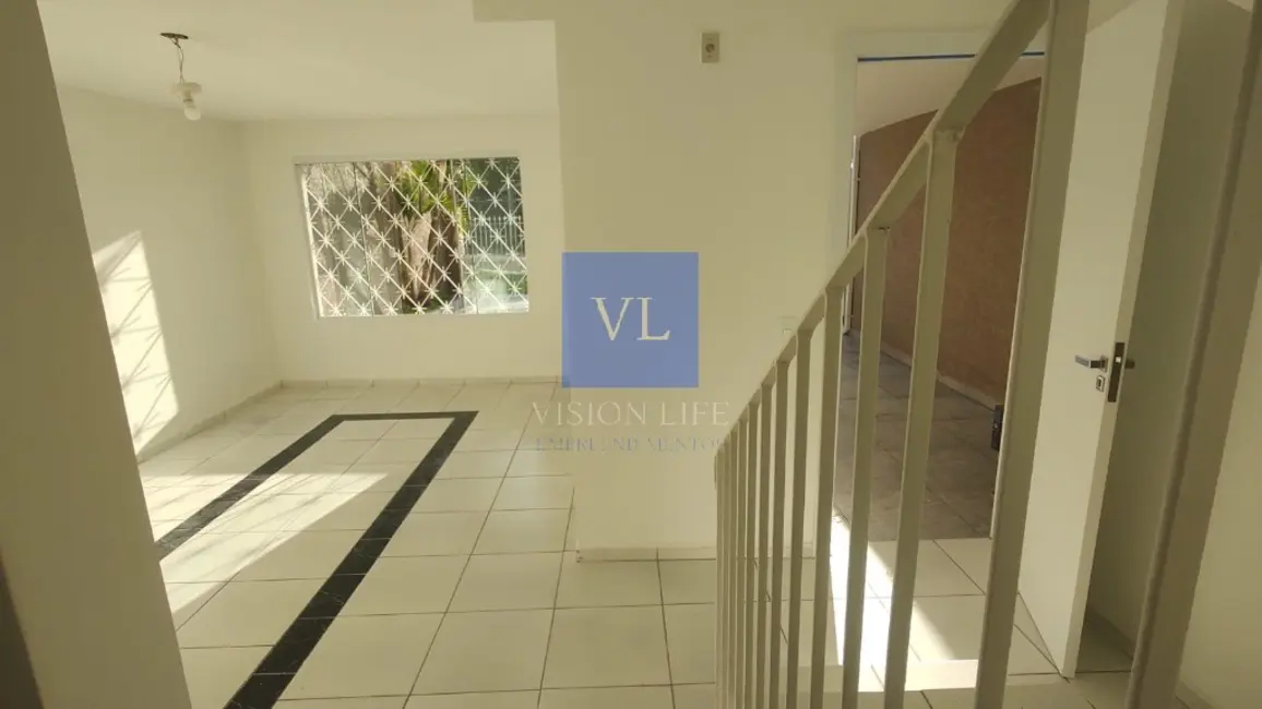 Casa com 3 quartos à venda, 188m2 em Novo Mundo, Curitiba - PR - imagem 9 Foto 9 de Casa com 3 quartos à venda, 188m2 em Novo Mundo, Curitiba - PR