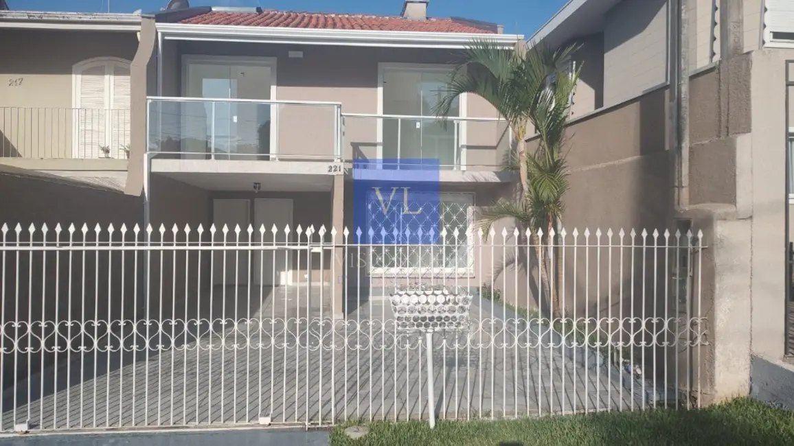 Casa com 3 quartos à venda, 188m2 em Novo Mundo, Curitiba - PR - imagem 1 Foto 1 de Casa com 3 quartos à venda, 188m2 em Novo Mundo, Curitiba - PR