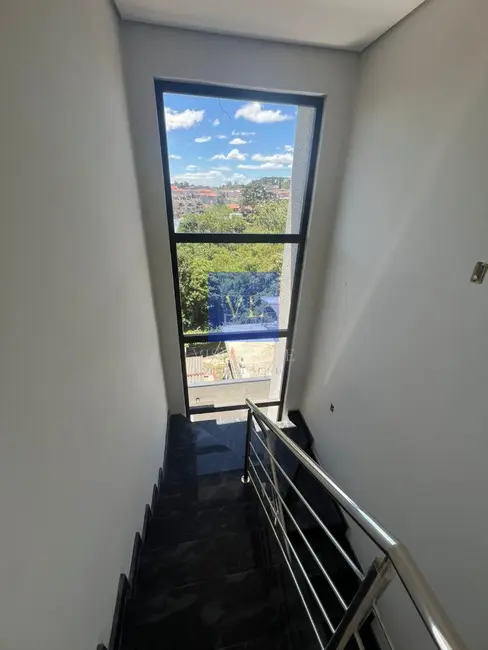 Casa de Condomínio com 3 quartos à venda, 180m2 em Uberaba, Curitiba - PR - imagem 9 Foto 9 de Casa de Condomínio com 3 quartos à venda, 180m2 em Uberaba, Curitiba - PR