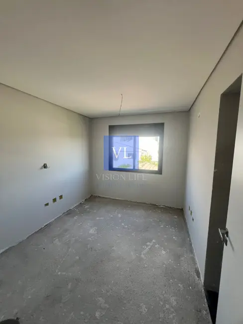 Casa de Condomínio com 3 quartos à venda, 180m2 em Uberaba, Curitiba - PR - imagem 5 Foto 5 de Casa de Condomínio com 3 quartos à venda, 180m2 em Uberaba, Curitiba - PR