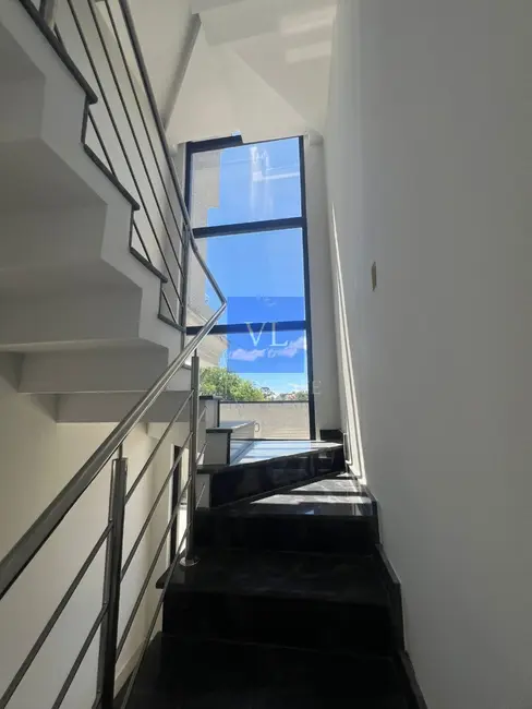 Casa de Condomínio com 3 quartos à venda, 180m2 em Uberaba, Curitiba - PR - imagem 8 Foto 8 de Casa de Condomínio com 3 quartos à venda, 180m2 em Uberaba, Curitiba - PR