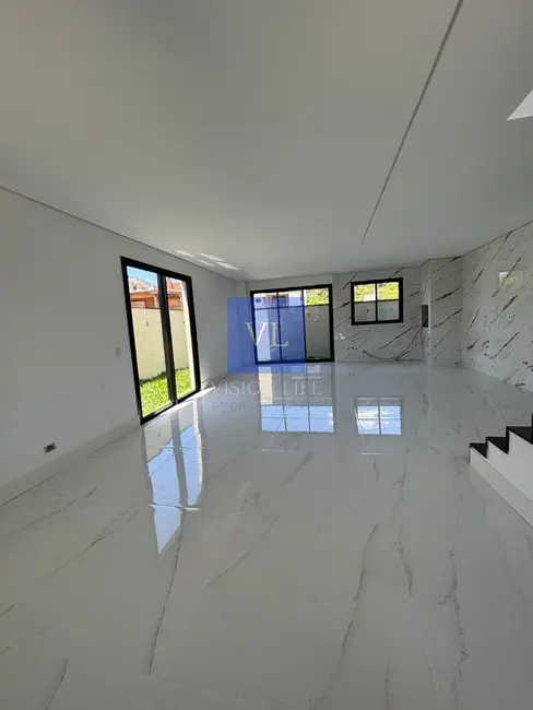 Foto 2 de Casa com 3 quartos à venda, 160m2 em Santa Cândida, Curitiba - PR