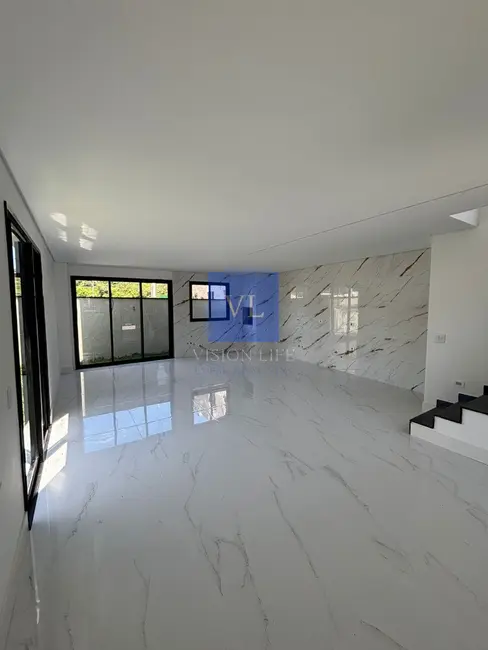 Foto 3 de Casa com 3 quartos à venda, 160m2 em Santa Cândida, Curitiba - PR