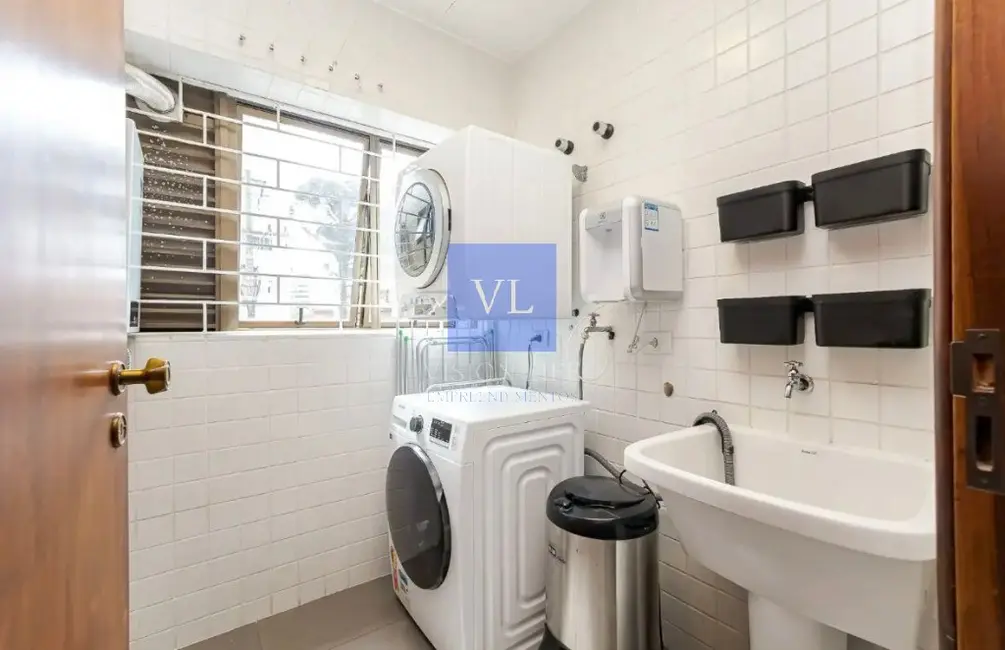 Apartamento com 3 quartos à venda, 98m2 em Bigorrilho, Curitiba - PR - imagem 9 Foto 9 de Apartamento com 3 quartos à venda, 98m2 em Bigorrilho, Curitiba - PR