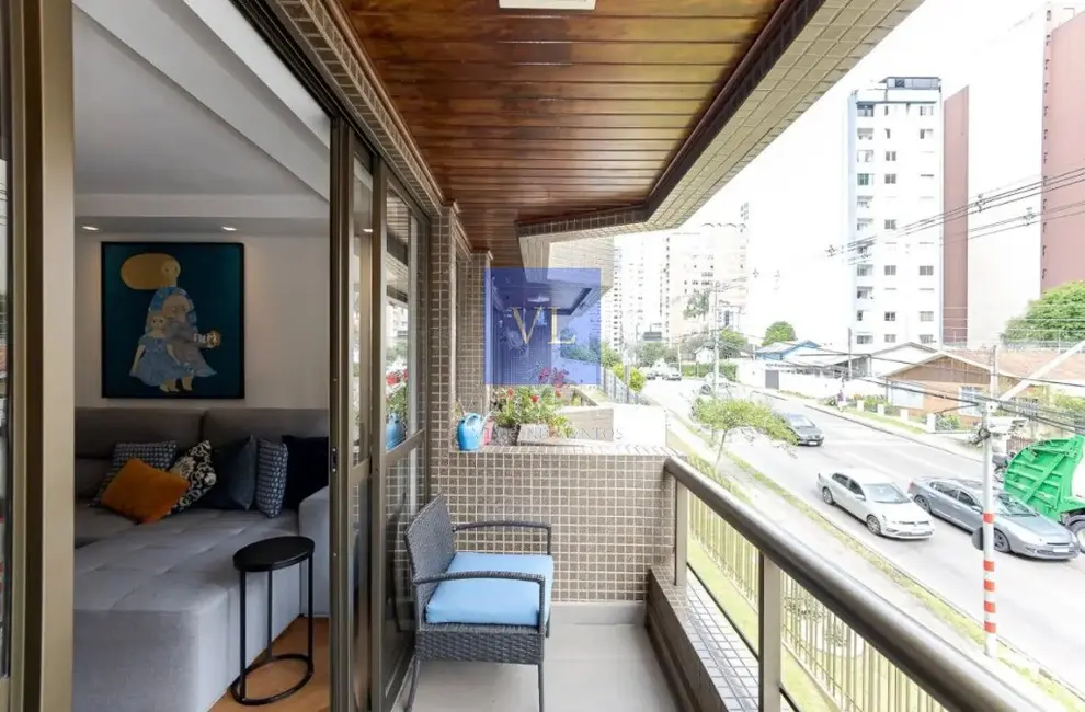 Apartamento com 3 quartos à venda, 98m2 em Bigorrilho, Curitiba - PR - imagem 3 Foto 3 de Apartamento com 3 quartos à venda, 98m2 em Bigorrilho, Curitiba - PR