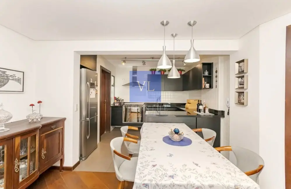 Apartamento com 3 quartos à venda, 98m2 em Bigorrilho, Curitiba - PR - imagem 5 Foto 5 de Apartamento com 3 quartos à venda, 98m2 em Bigorrilho, Curitiba - PR