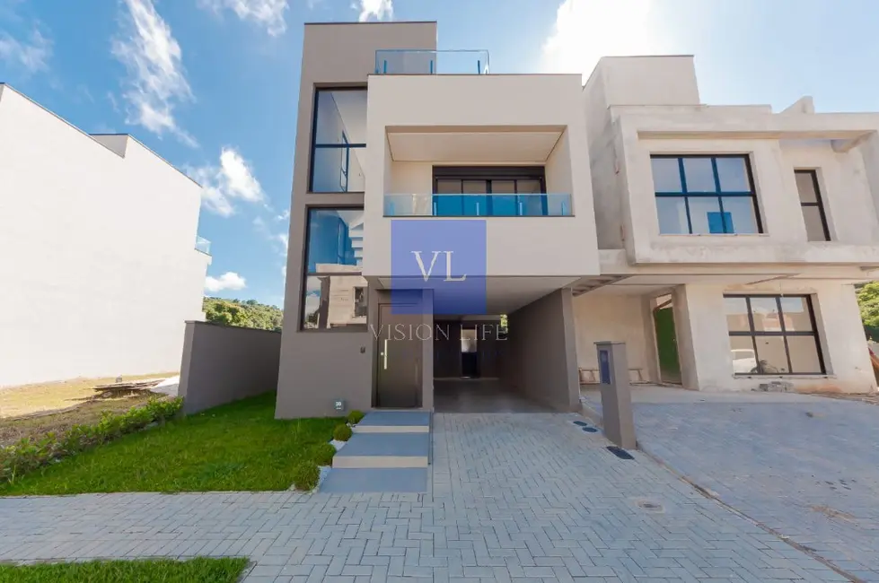 Casa de Condomínio com 3 quartos à venda, 157m2 em Santa Cândida, Curitiba - PR - imagem 3 Foto 3 de Casa de Condomínio com 3 quartos à venda, 157m2 em Santa Cândida, Curitiba - PR