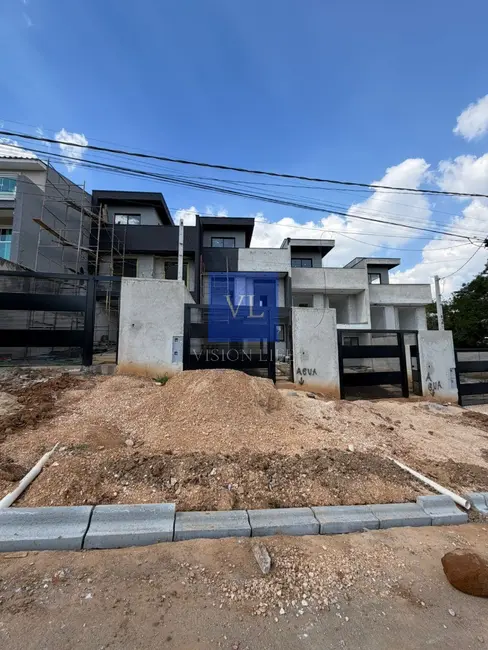Casa com 3 quartos à venda, 134m2 em Boa Vista, Curitiba - PR - imagem 1 Foto 1 de Casa com 3 quartos à venda, 134m2 em Boa Vista, Curitiba - PR