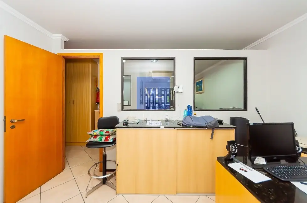 Foto 9 de Casa com 3 quartos à venda, 416m2 em Bacacheri, Curitiba - PR