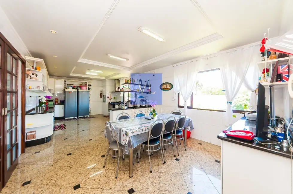 Foto 3 de Casa com 3 quartos à venda, 416m2 em Bacacheri, Curitiba - PR