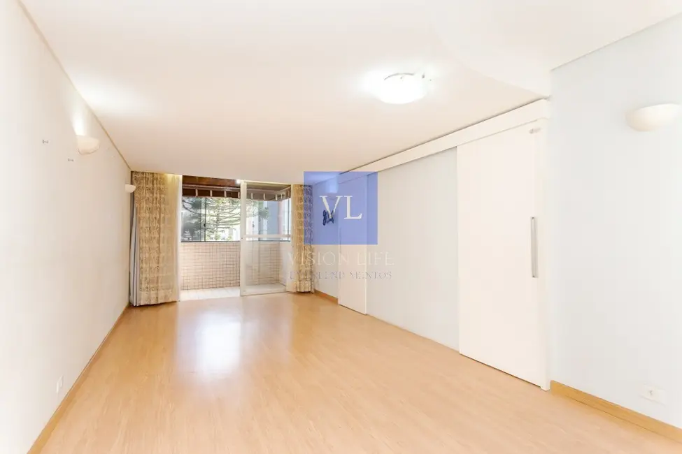 Foto 2 de Apartamento com 2 quartos à venda, 62m2 em Água Verde, Curitiba - PR