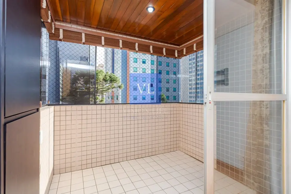 Foto 9 de Apartamento com 2 quartos à venda, 62m2 em Água Verde, Curitiba - PR