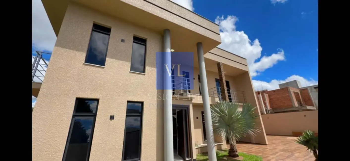 Foto 1 de Casa com 4 quartos à venda, 363m2 em Iná, Sao Jose Dos Pinhais - PR