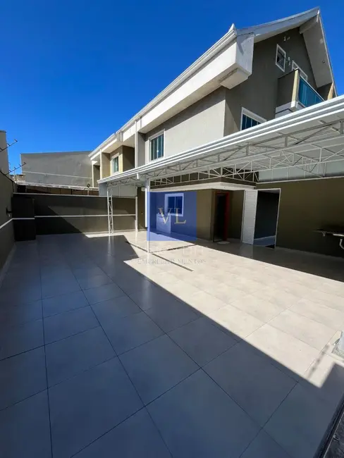 Foto 2 de Casa com 3 quartos à venda, 190m2 em Cajuru, Curitiba - PR