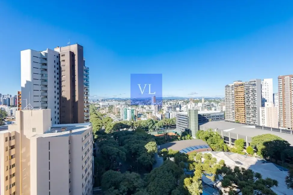 Apartamento com 3 quartos à venda, 324m2 em Água Verde, Curitiba - PR - imagem 9 Foto 9 de Apartamento com 3 quartos à venda, 324m2 em Água Verde, Curitiba - PR