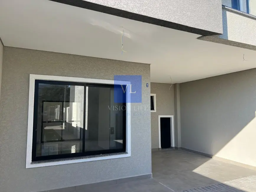 Casa de Condomínio com 3 quartos à venda, 155m2 em Novo Mundo, Curitiba - PR - imagem 4 Foto 4 de Casa de Condomínio com 3 quartos à venda, 155m2 em Novo Mundo, Curitiba - PR