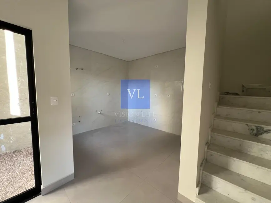 Casa de Condomínio com 3 quartos à venda, 155m2 em Novo Mundo, Curitiba - PR - imagem 9 Foto 9 de Casa de Condomínio com 3 quartos à venda, 155m2 em Novo Mundo, Curitiba - PR