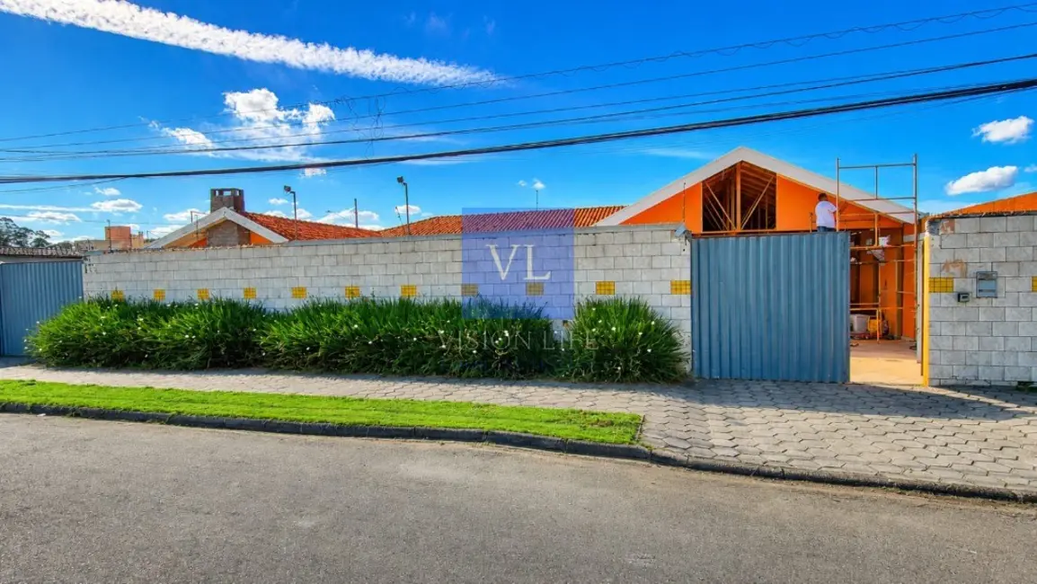 Casa com 4 quartos à venda, 700m2 em Cajuru, Curitiba - PR - imagem 2 Foto 2 de Casa com 4 quartos à venda, 700m2 em Cajuru, Curitiba - PR