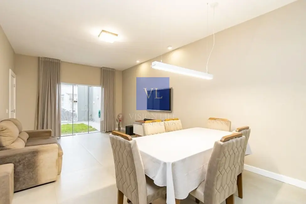 Foto 1 de Casa com 3 quartos à venda, 250m2 em Palmital, Colombo - PR