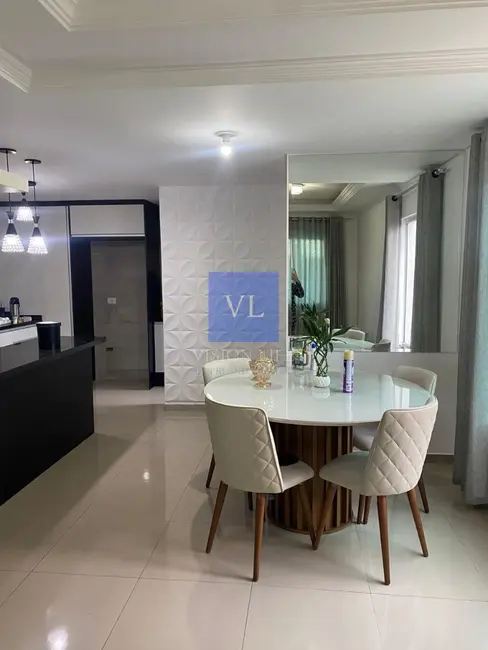 Casa com 3 quartos à venda, 91m2 em Cidade Industrial, Curitiba - PR - imagem 3 Foto 3 de Casa com 3 quartos à venda, 91m2 em Cidade Industrial, Curitiba - PR