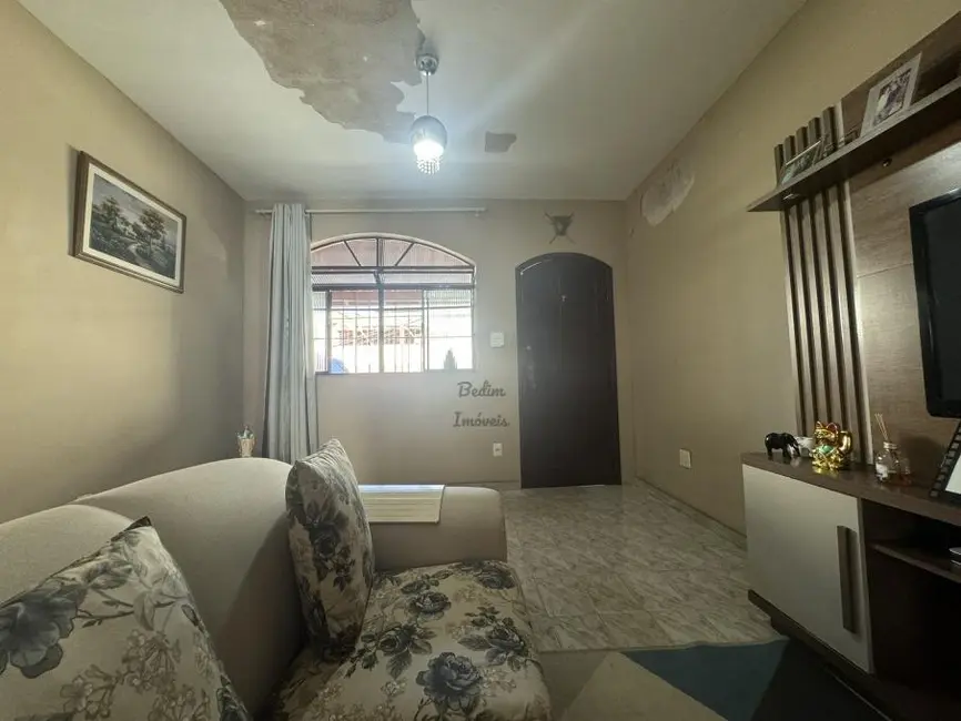 Foto 6 de Casa com 2 quartos à venda, 68m2 em Democrata, Juiz De Fora - MG